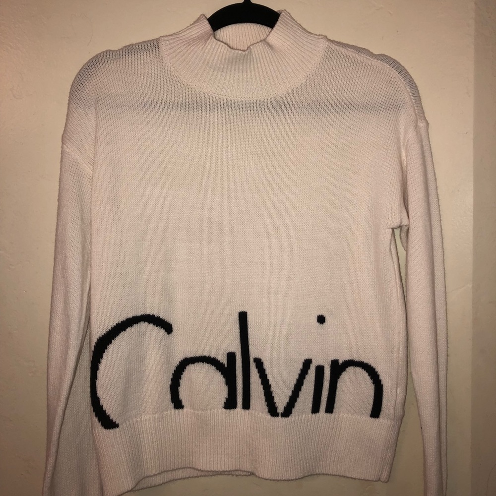 Calvin Klein light knit sweater